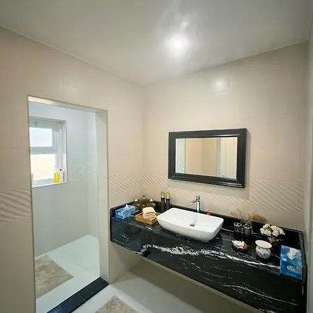 Luxury Farmhouse Near Yas Island With Swimming Pool, Bbq Area & Majlis Al Rahba Exterior photo