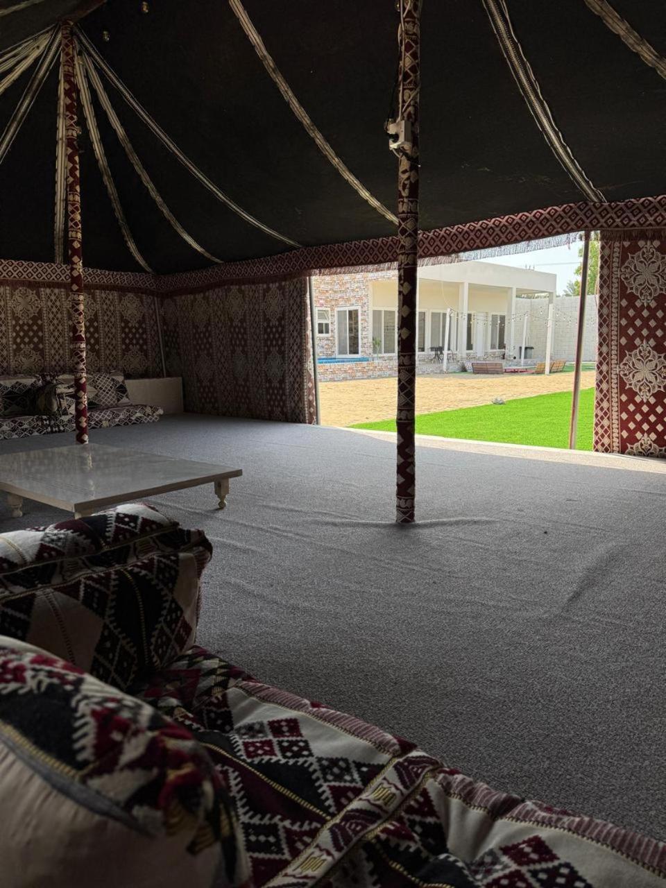 Luxury Near Yas Island With Swimming Pool, Bbq Area & Majlis * Al Rahba